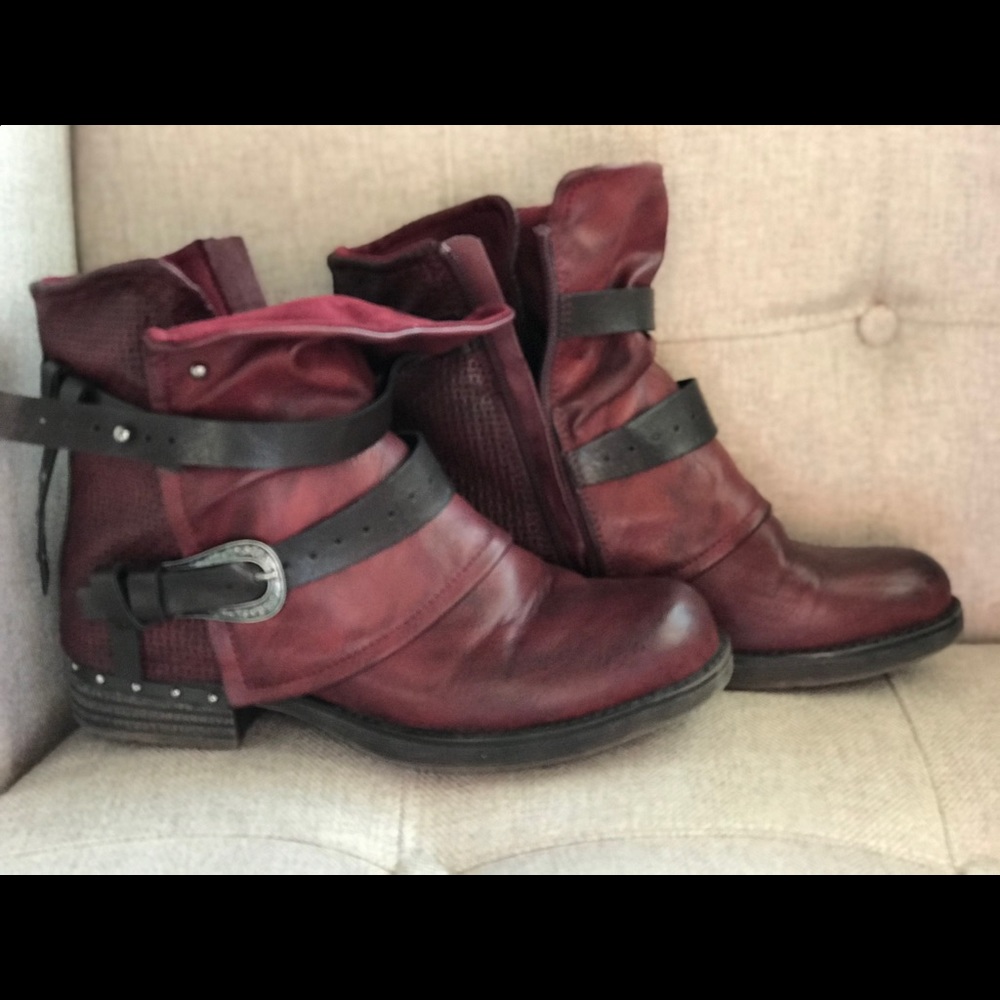 Ankle boots 🇮🇹